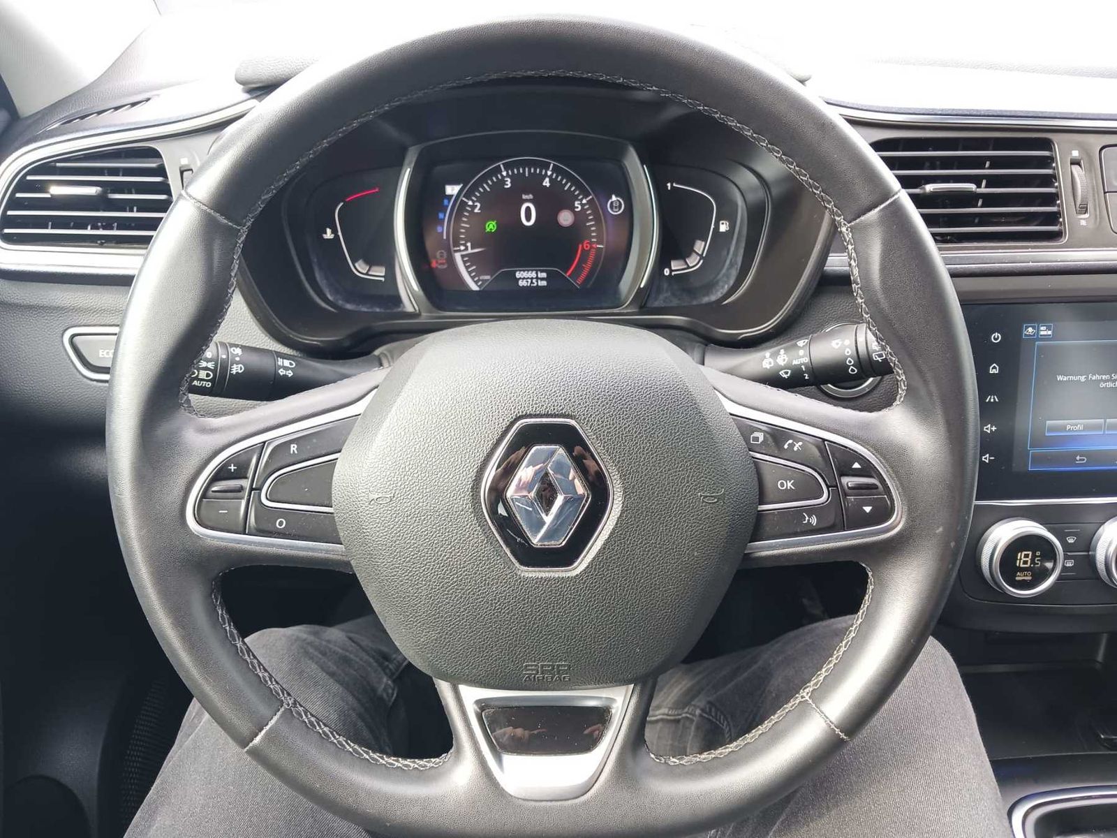 Renault Kadjar LIMITED - Samsaru's Car Outlet