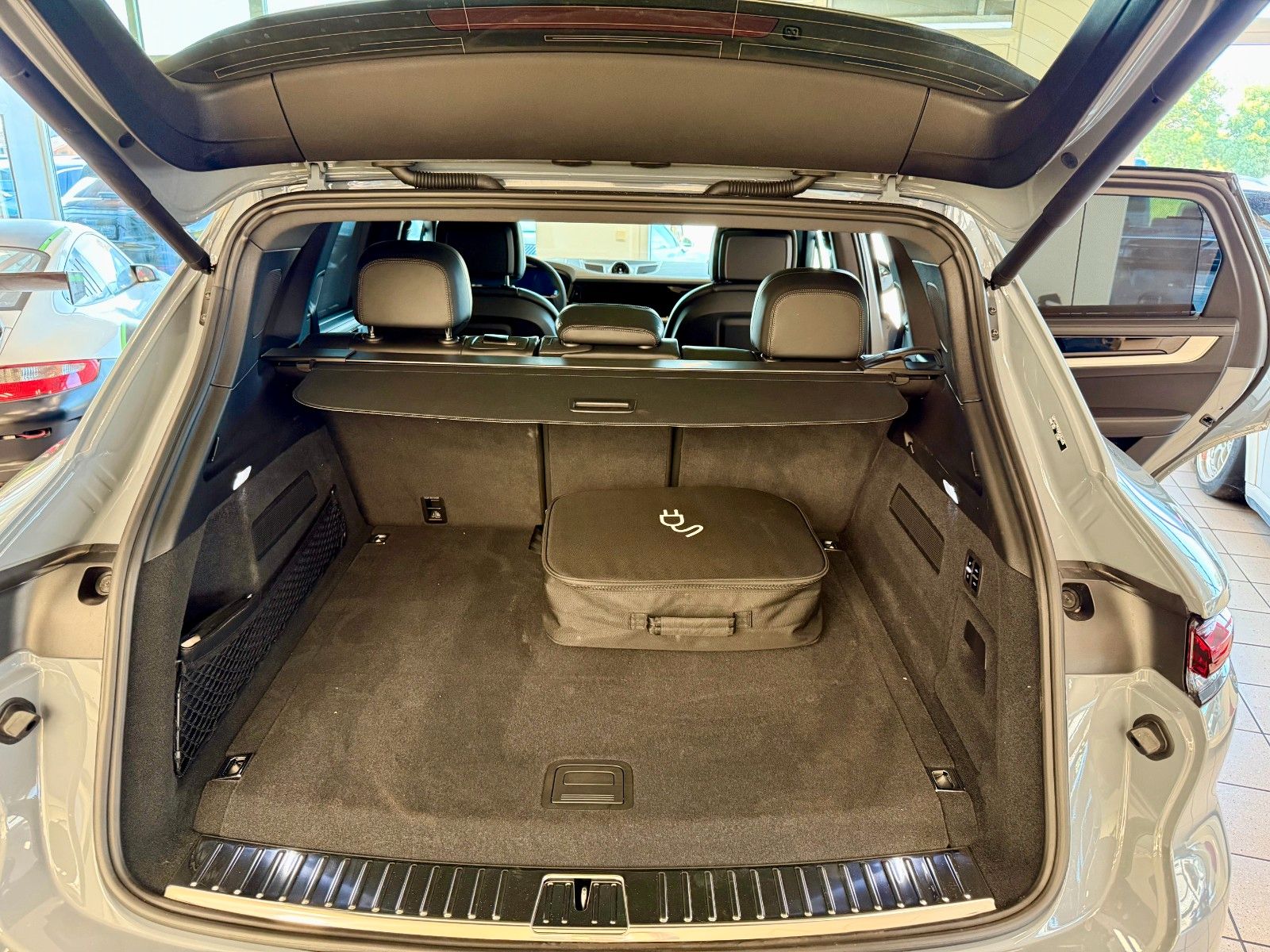 Porsche Cayenne S E-Hybrid Panorama/AHK/Massage/HeadUP