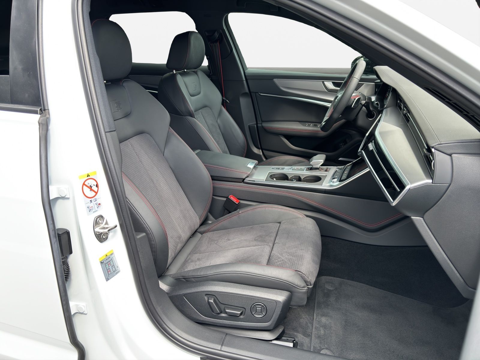 Audi A6 Avant 50 TFSIe qu. S-LINE*NAVI-PLUS*MATRIX*HU