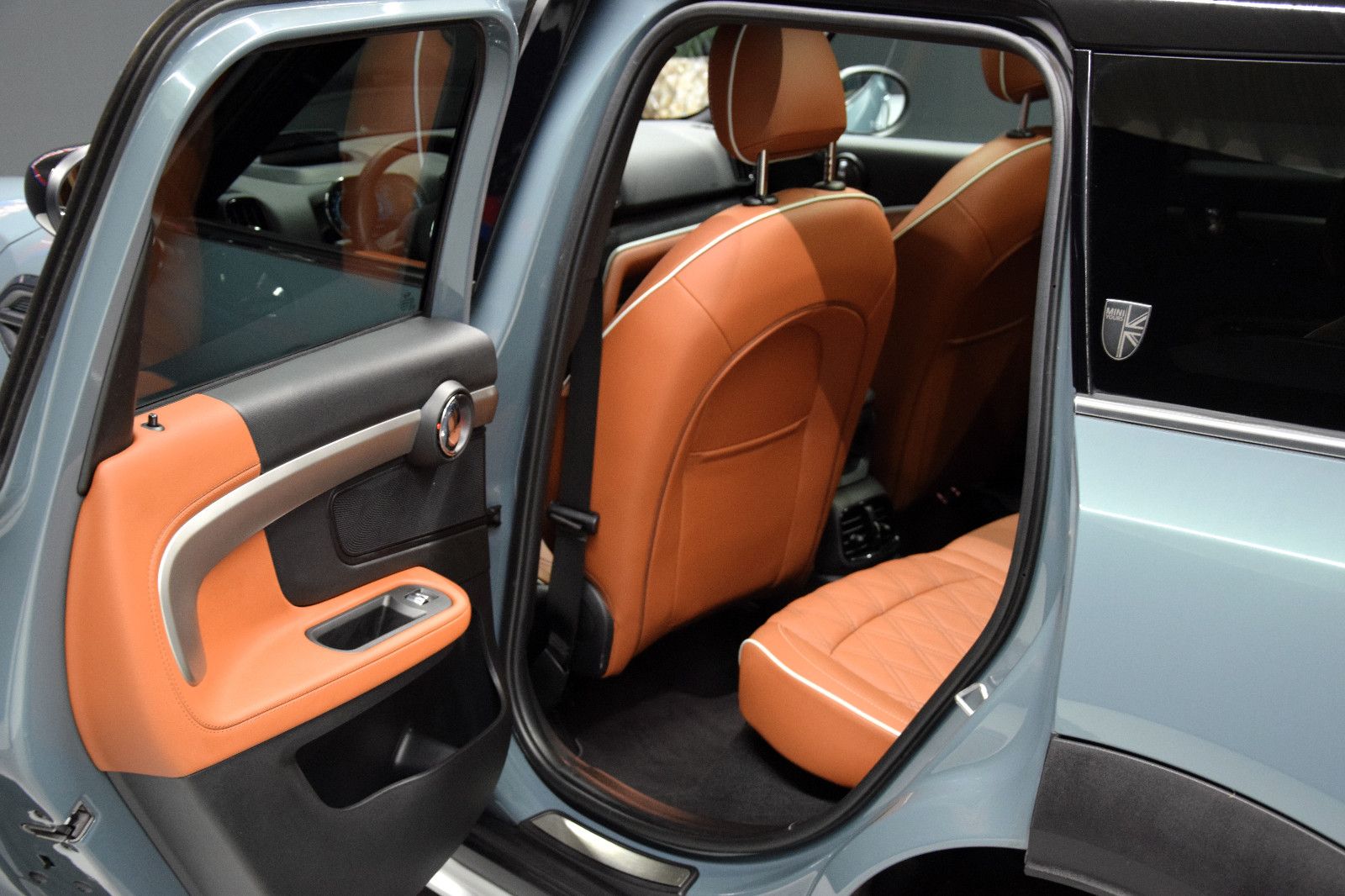 MINI Cooper Countryman Yours - Samsaru's Car Outlet