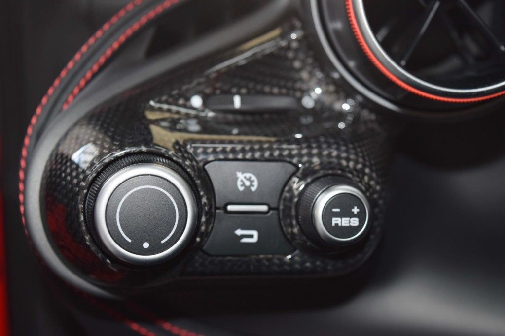 Ferrari F8 Spider - Samsaru's Car Outlet