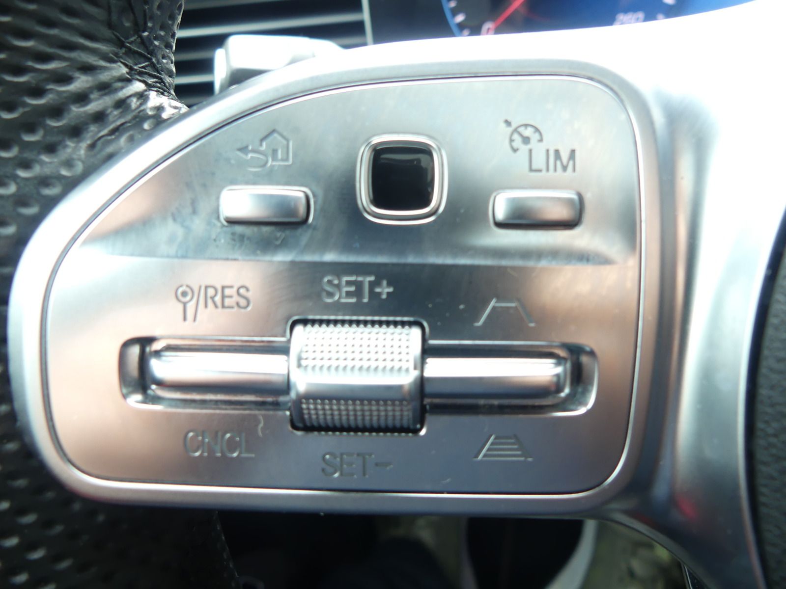 Mercedes-Benz GLE 400 d 4M Coupe AMG REARTV/PANO/22''/HEAD/BUR