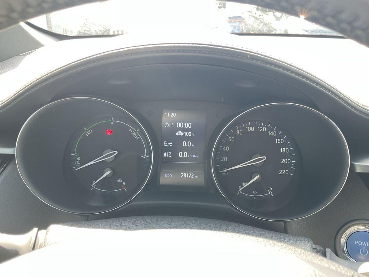 Toyota C-HR HYBRID TEAM D 1.8 16V - Samsaru's Car Outlet
