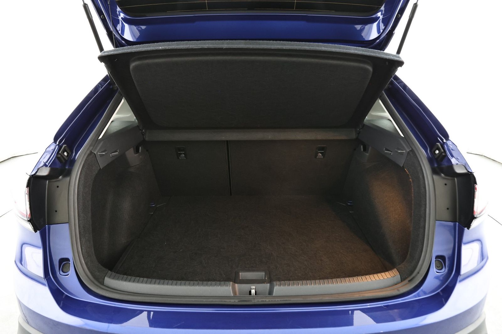 Volkswagen Taigo 1.0 TSI Life - Samsaru's Car Outlet