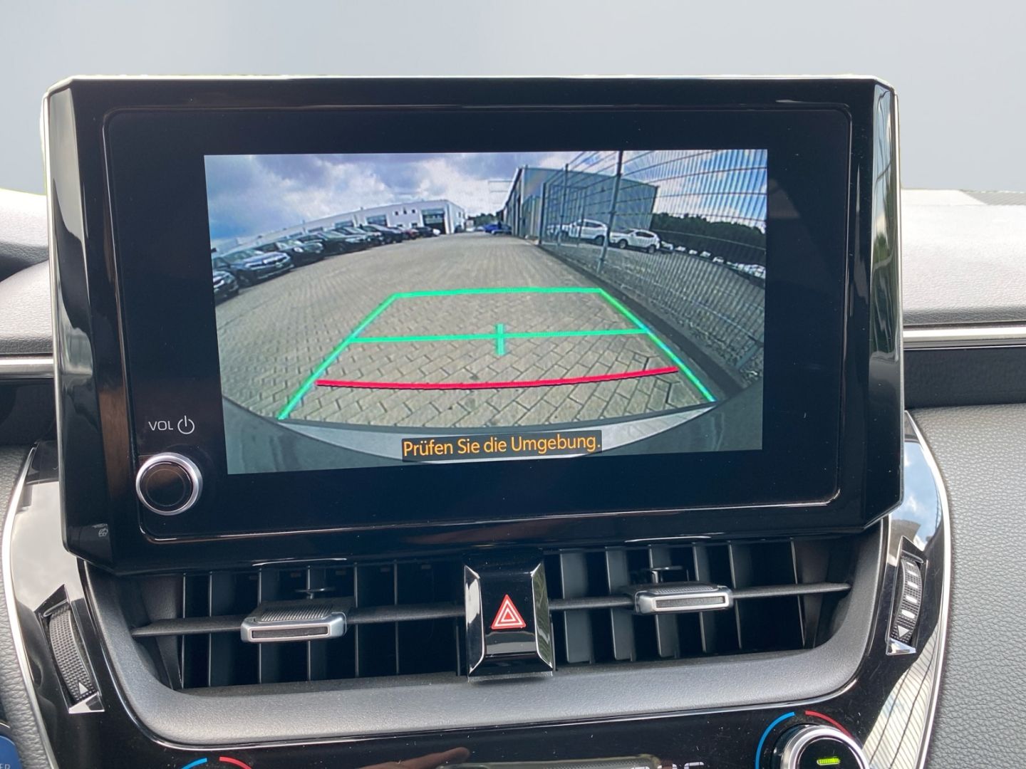 Toyota Corolla 1.8 Hybrid - Samsaru's Car Outlet