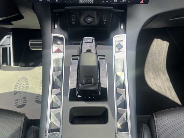 DS Automobiles DS 7 BlueHDI 130 Aut. OPERA LEDER Panoramadach