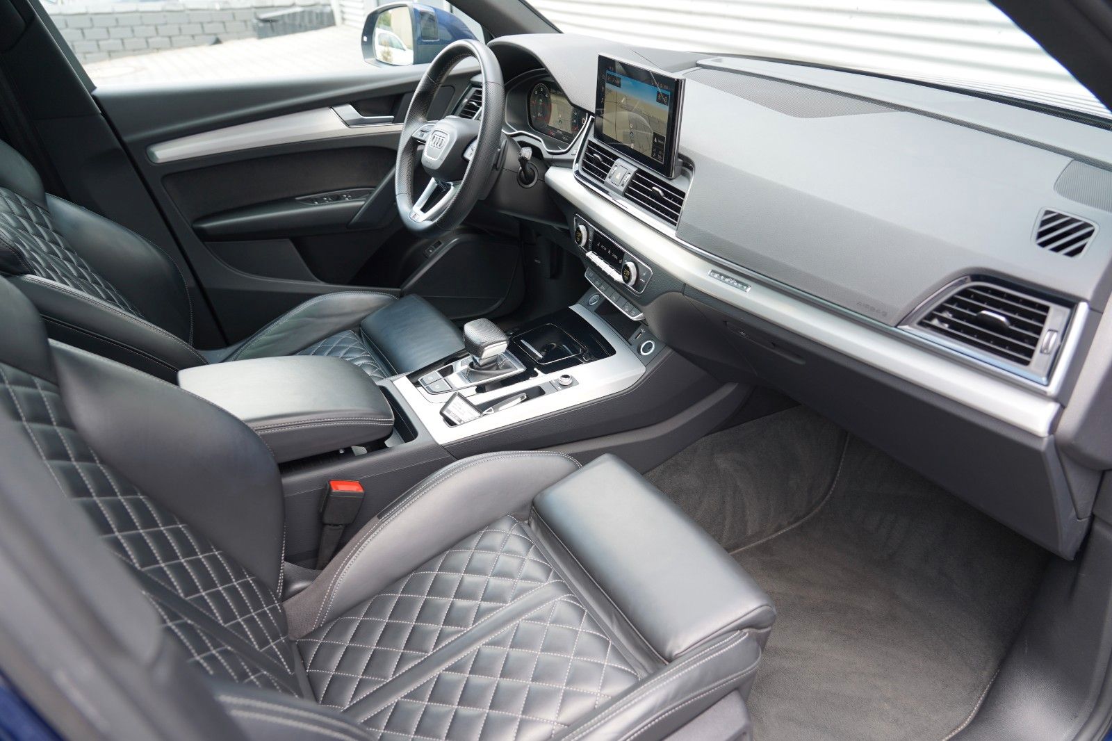 Audi Q5 40TDI quattro S line NAPPA PANO AHK HUD KEY