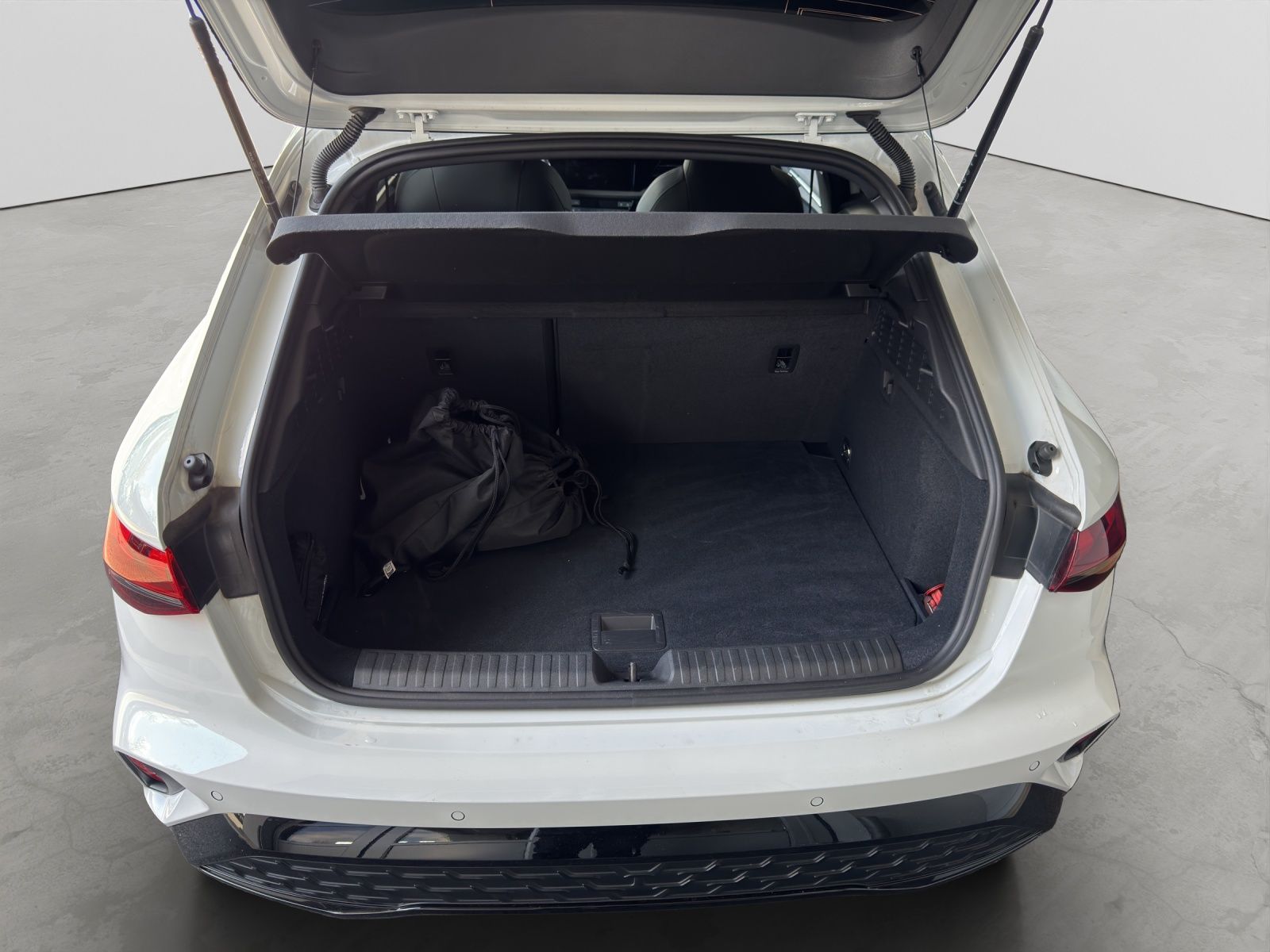 Audi A3 Sportback 40 TFSI e S line Black Matrix-LED K