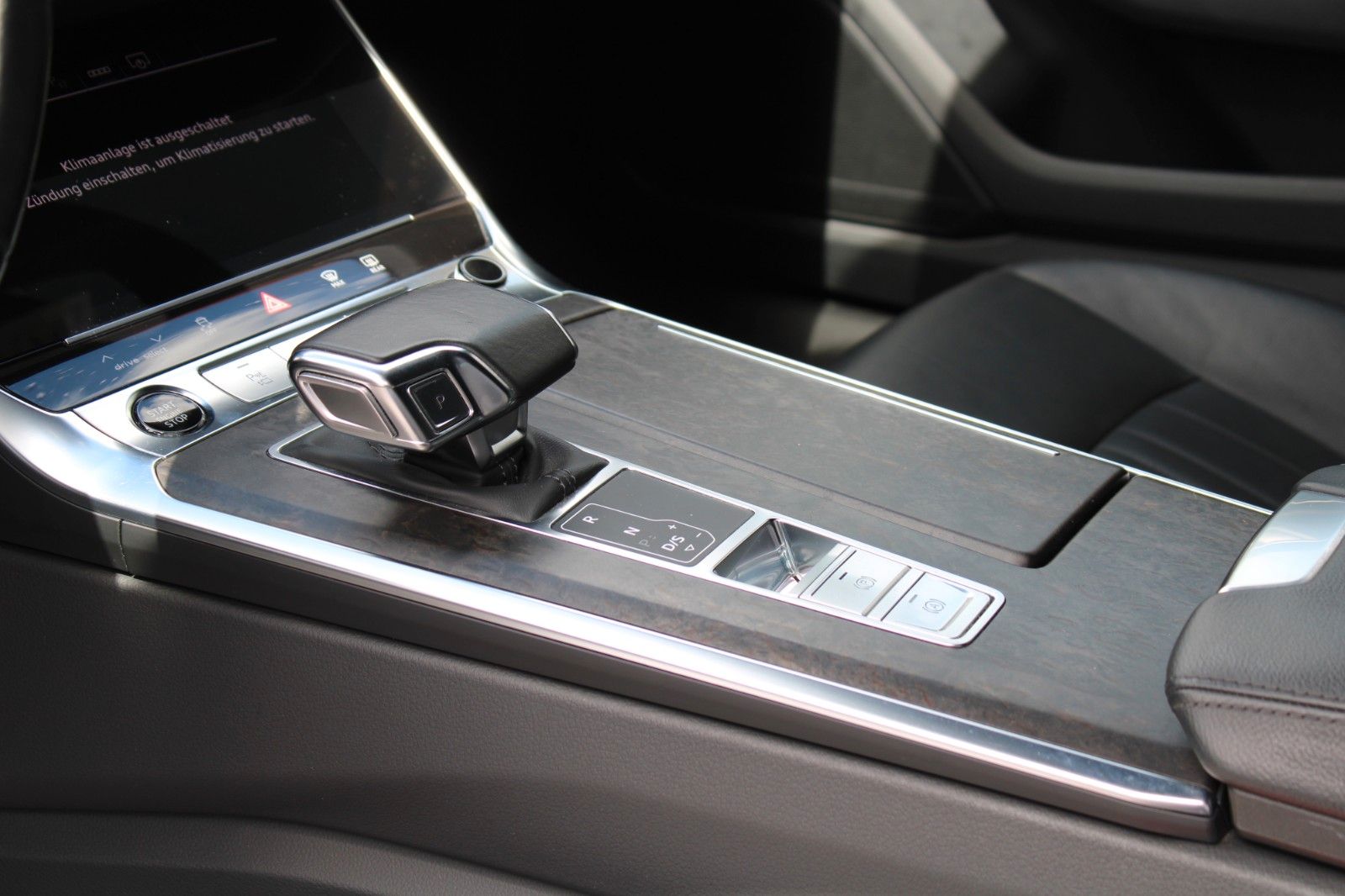 Audi A6 Avant 40 TDI qu. design - Samsaru's Car Outlet