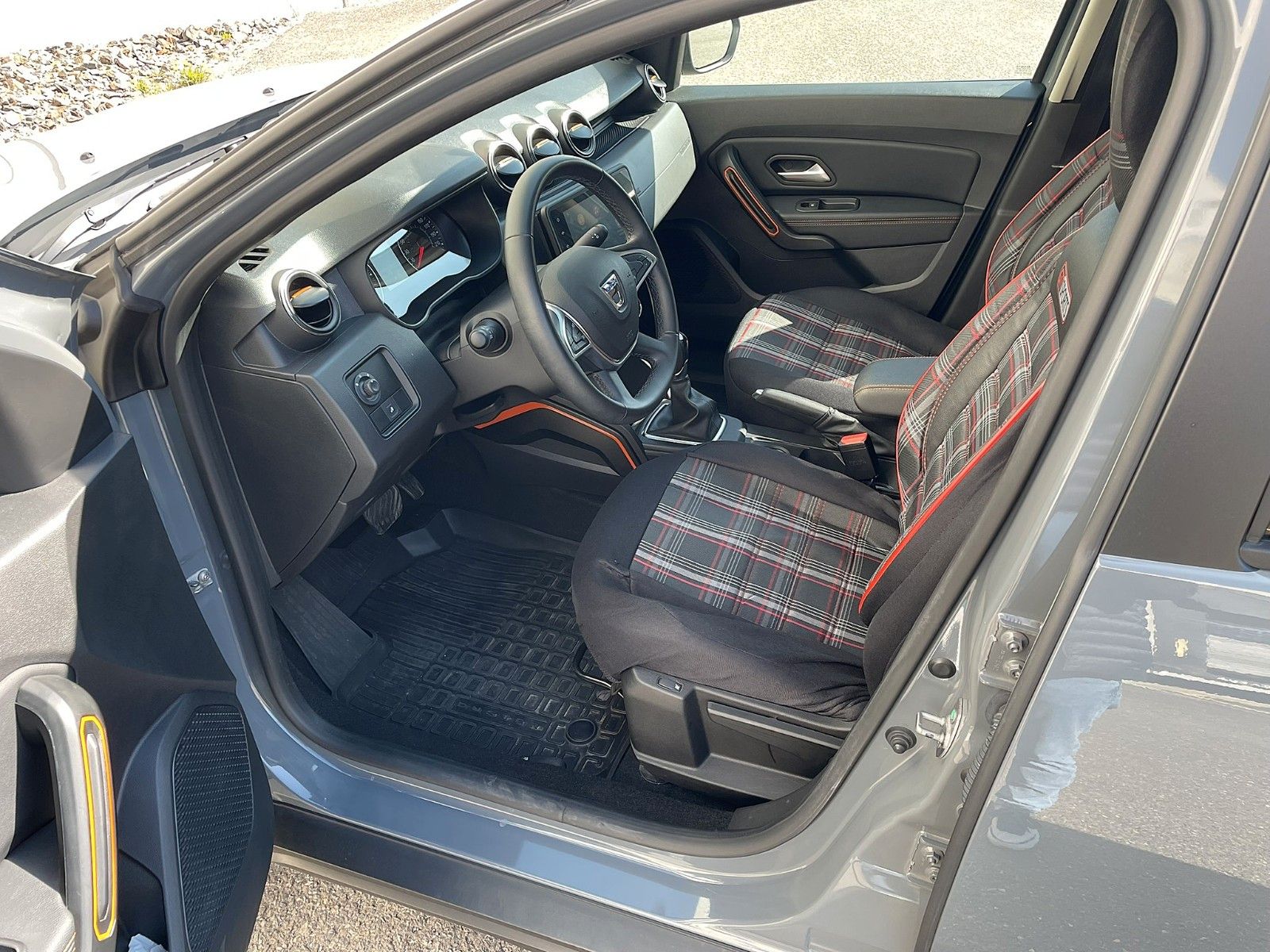 Dacia Duster II Extreme - Samsaru's Car Outlet