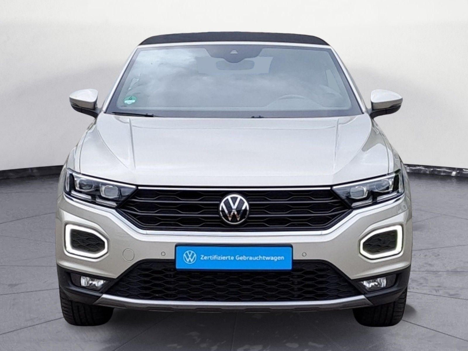 Volkswagen T-Roc ACTIVE - Samsaru's Car Outlet