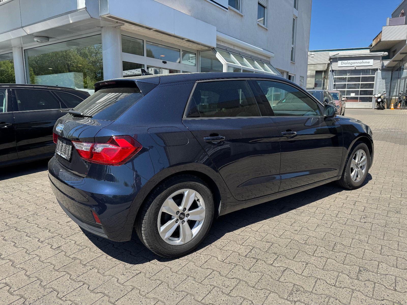 Audi A1 Sportback 25 TFSI S line - Samsaru's Car Outlet