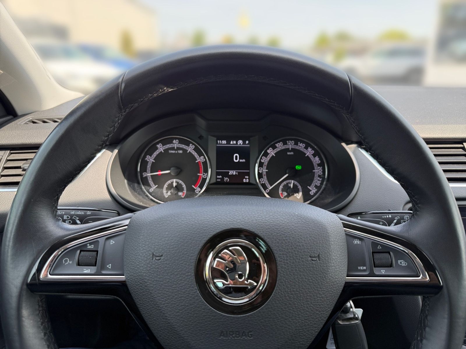 Skoda Octavia Combi 1.5 TSI - Samsaru's Car Outlet