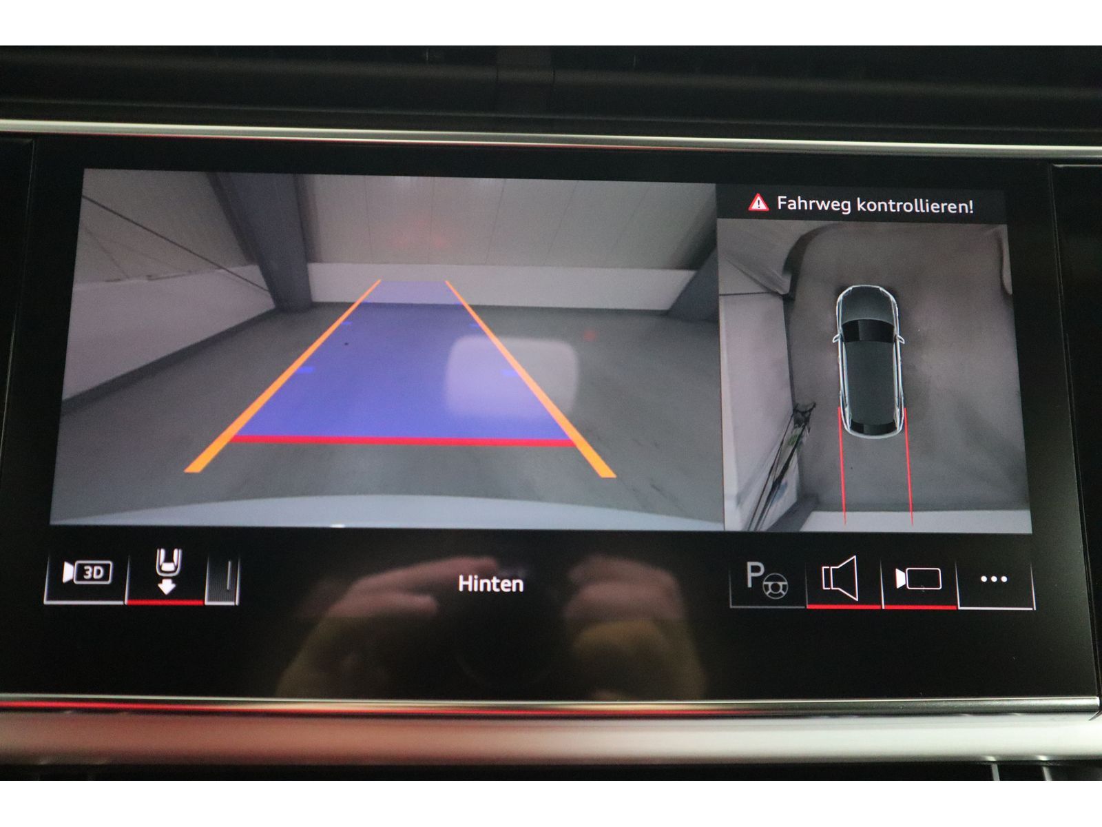 Audi Q8 SUV 50 TDI S line - Samsaru's Car Outlet