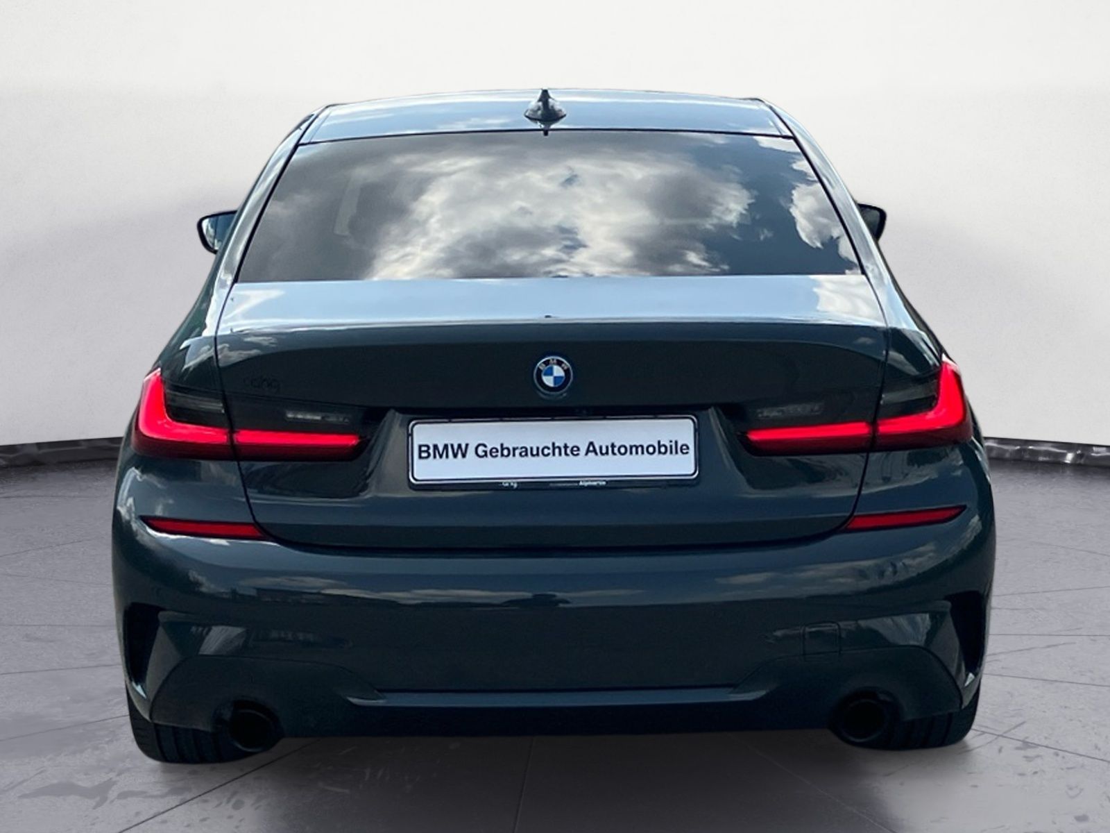 BMW 320e M Sport Automatik - Samsaru's Car Outlet