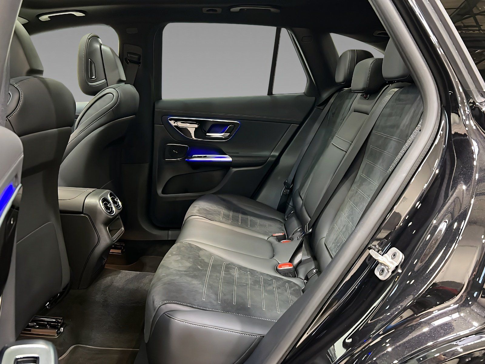 Mercedes-Benz GLC 220 d 4M AMG+DISTRO+NIGHT+Memo+Pano+AHK+360°