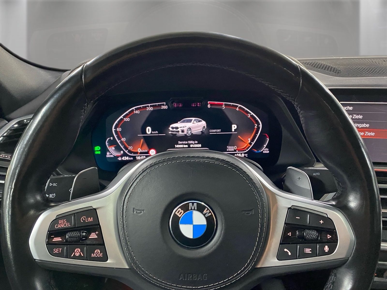 BMW X6 xDrive40d M Sport Standheizung AHK Head-Up