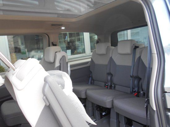 Volkswagen T7 Multivan Life 2.0 TSI DSG - Samsaru's Car Outlet