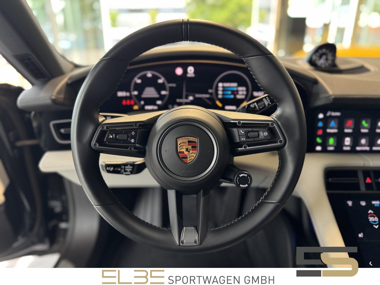 Porsche Taycan 4S Plus MATRIX BURM INNO PANO 360° KERAMI