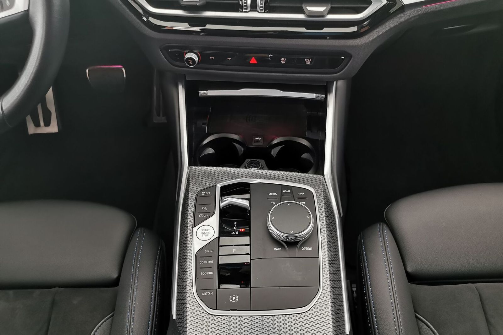 BMW 320i M Sport - Samsaru's Car Outlet