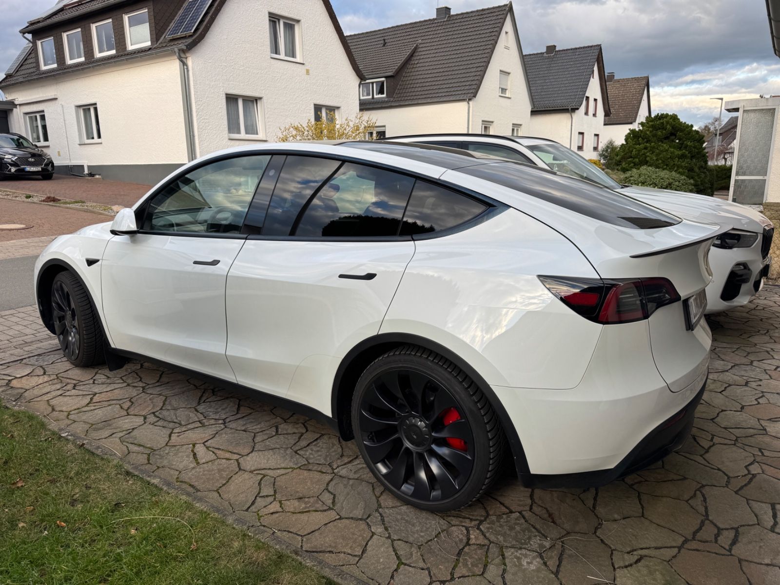 Tesla Model Y Performance Dual AWD Autopilot MwSt. 21"