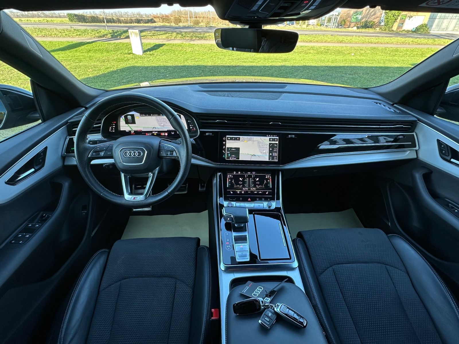 Audi Q8 50 TDI quattro S-LINE - Samsaru's Car Outlet