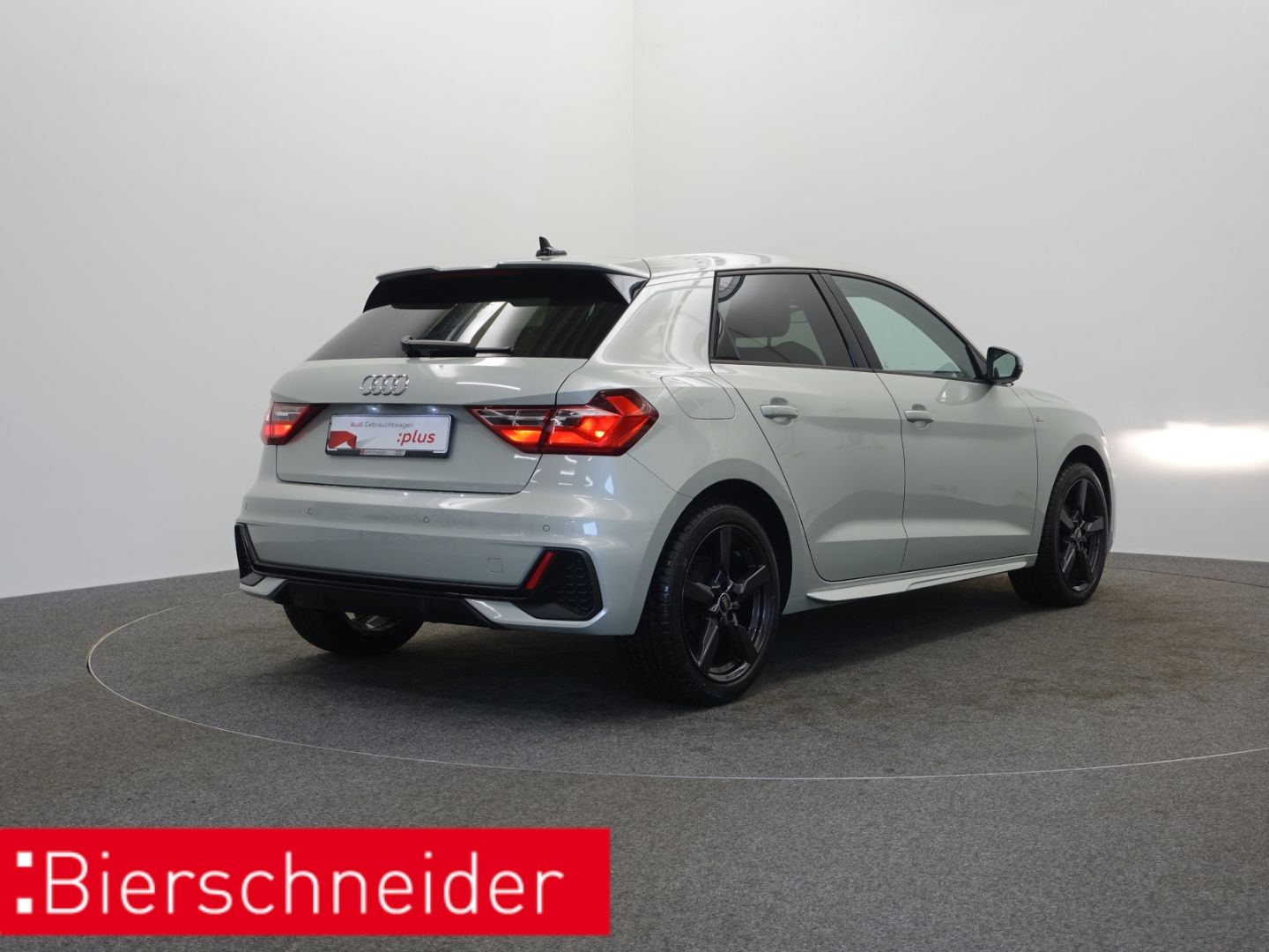 Audi A1 Sportback 25 TFSI S tronic line - Samsaru's Car Outlet