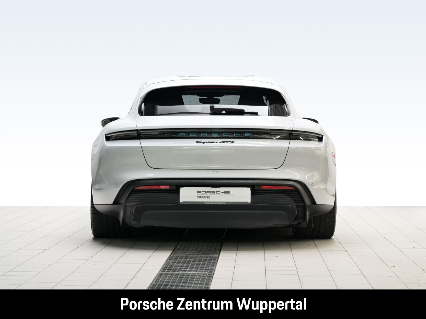 Porsche Taycan GTS Sport Turismo Burmester Sport Chrono