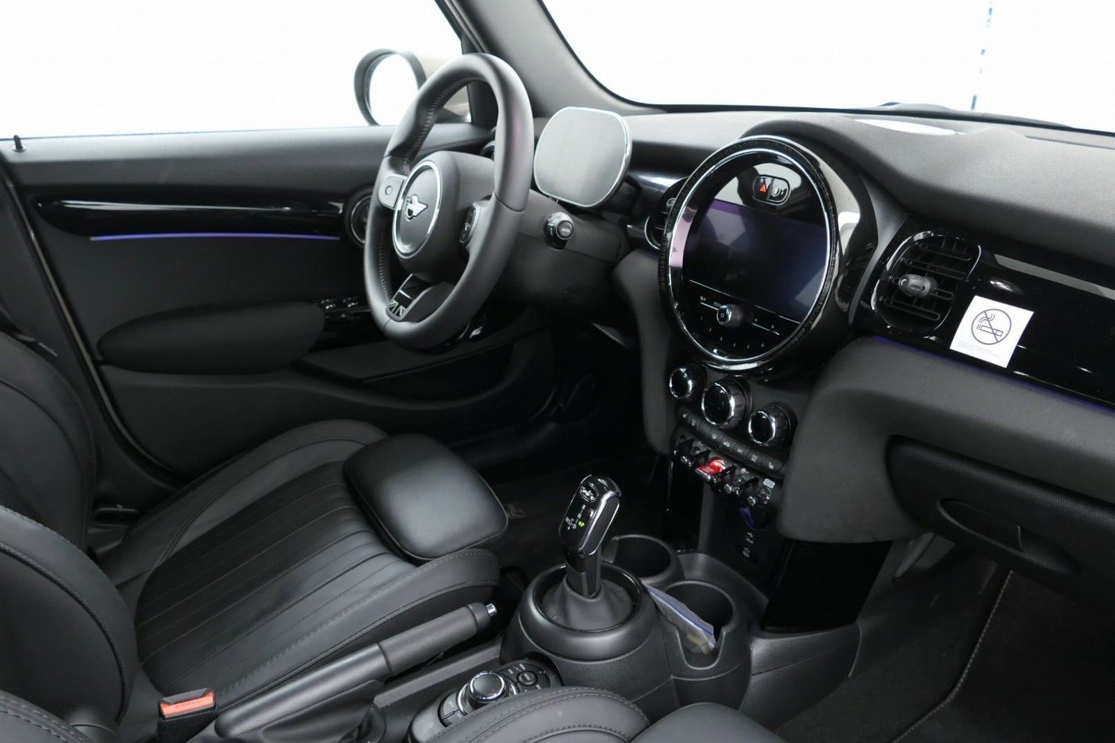 MINI Cooper Yours Trim Aut. - Samsaru's Car Outlet