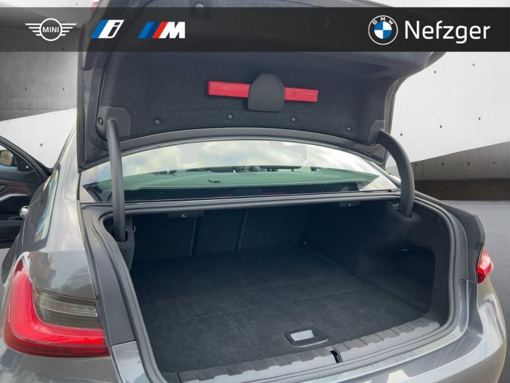 BMW 330 e xDrive Limousine Sport Line RFK LASER HUD