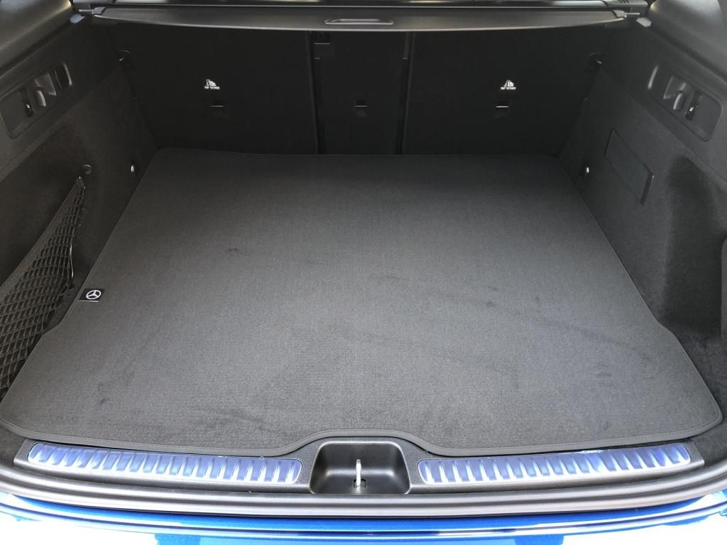 Mercedes-Benz GLC 220 d 4MATIC +MBUX+Pano+AHK+SpurW+W-Paket+LM