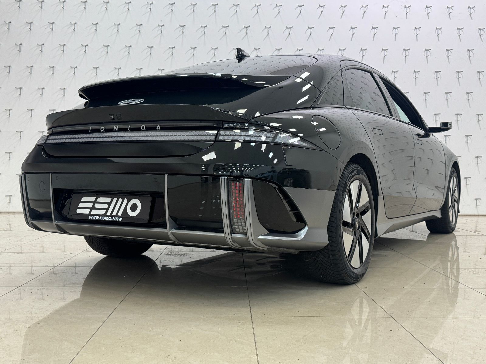 Hyundai IONIQ 6 77,4kWh 325ps 4WD Uniq 360°K/BOSE/DIGI
