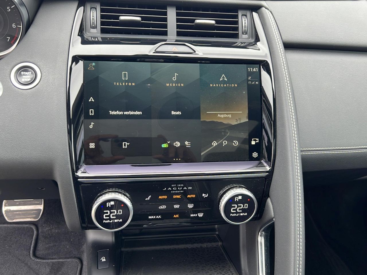 Jaguar E-Pace P250 AWD R-Dynamic Black