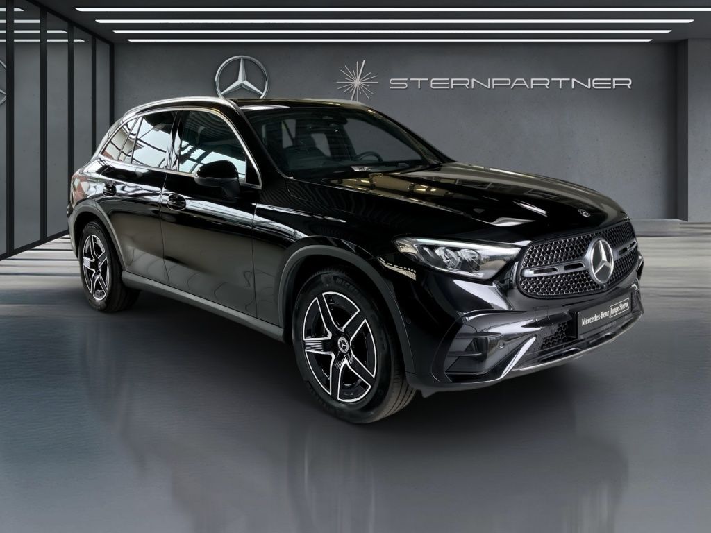 Mercedes-Benz GLC 220 d 4M AMG+Pano+AHK+Memory+Distronic+CarPl