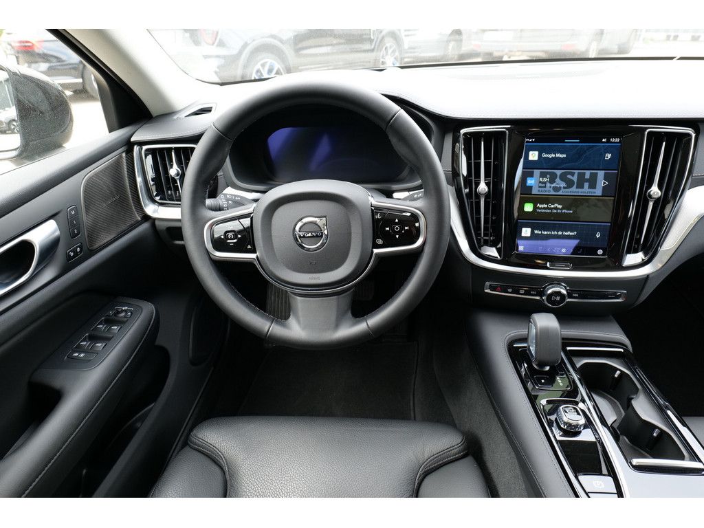 Volvo S60 Lim. T8 Ultimate Dark Recharge Plug-In Hybri