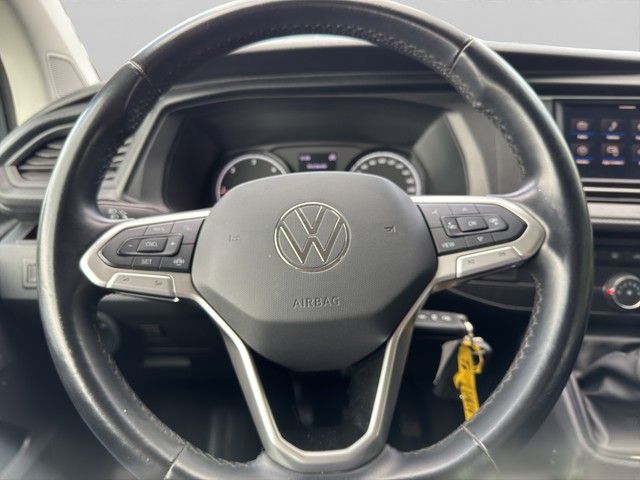 Volkswagen T6.1 Multivan 2.0 TDI Family - Samsaru's Car Outlet