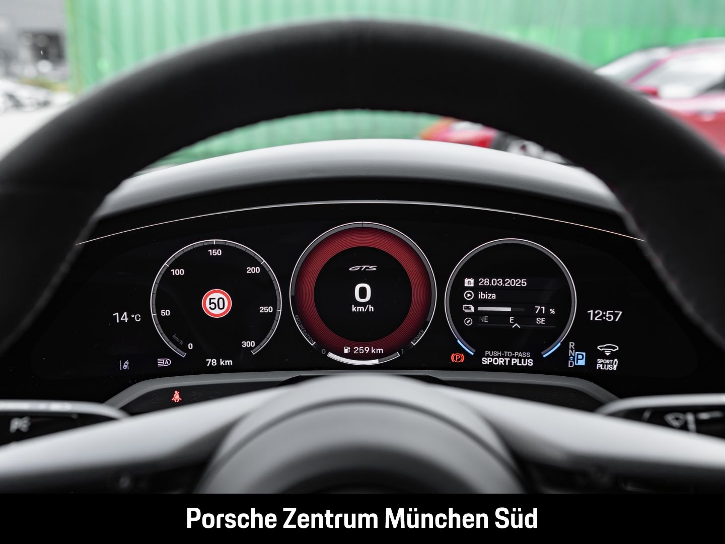 Porsche Taycan GTS LED-Matrix Panorama Surround-View
