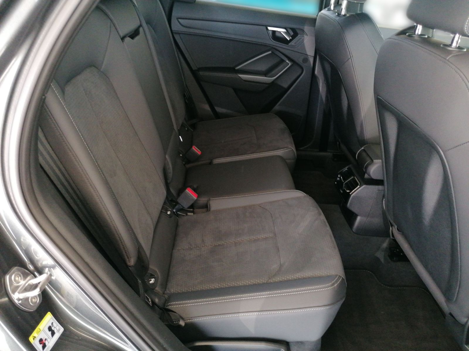 Audi Q3 Sportback S-LINE QUATTRO 40TFSI - Samsaru's Car Outlet