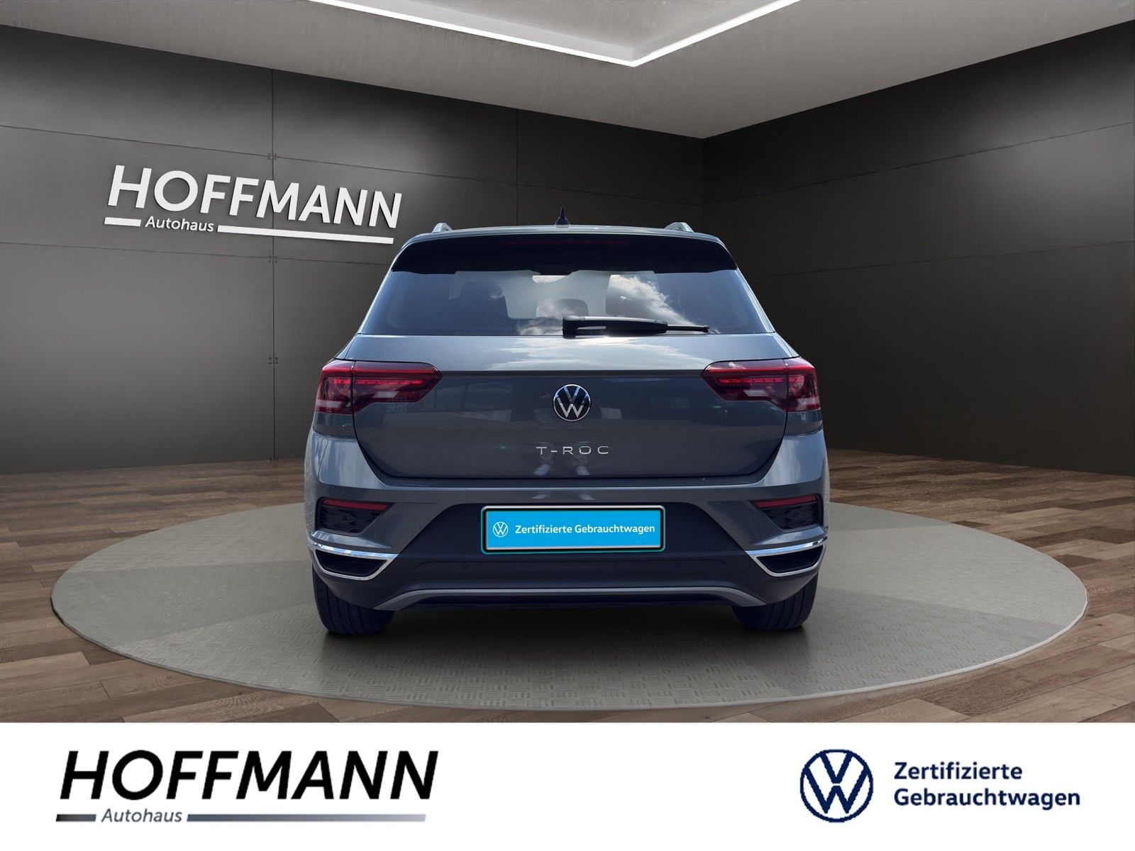 Volkswagen T-Roc 1.5 TSI DSG Sport - Samsaru's Car Outlet