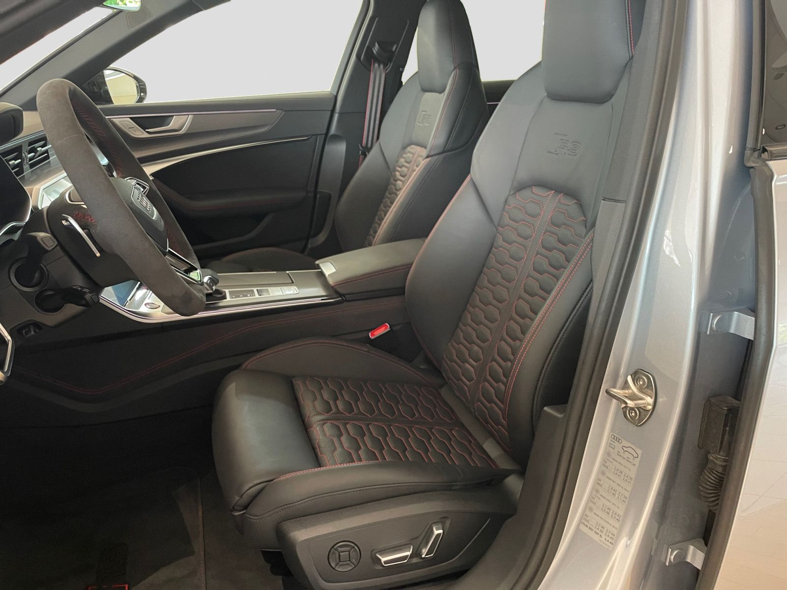 Audi RS 6 Avant performance AHK Pano Standh HD Matrix