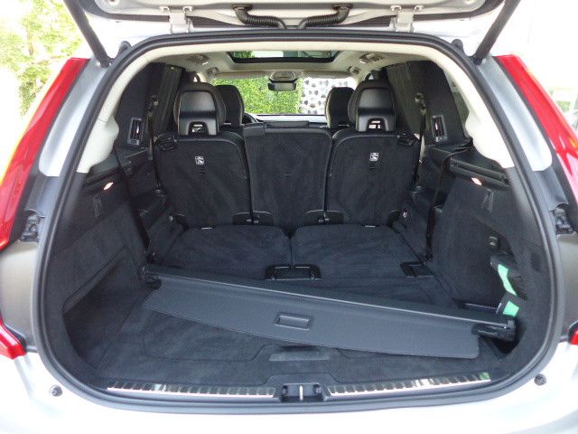 Volvo XC90 Ultimate Dark T8 Recharge Hybrid AWD*PANO*