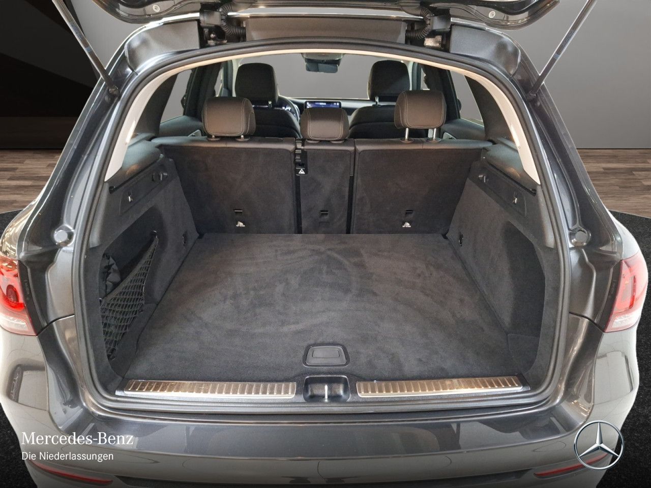 Mercedes-Benz GLC 300 d 4M Exclusive - Samsaru's Car Outlet