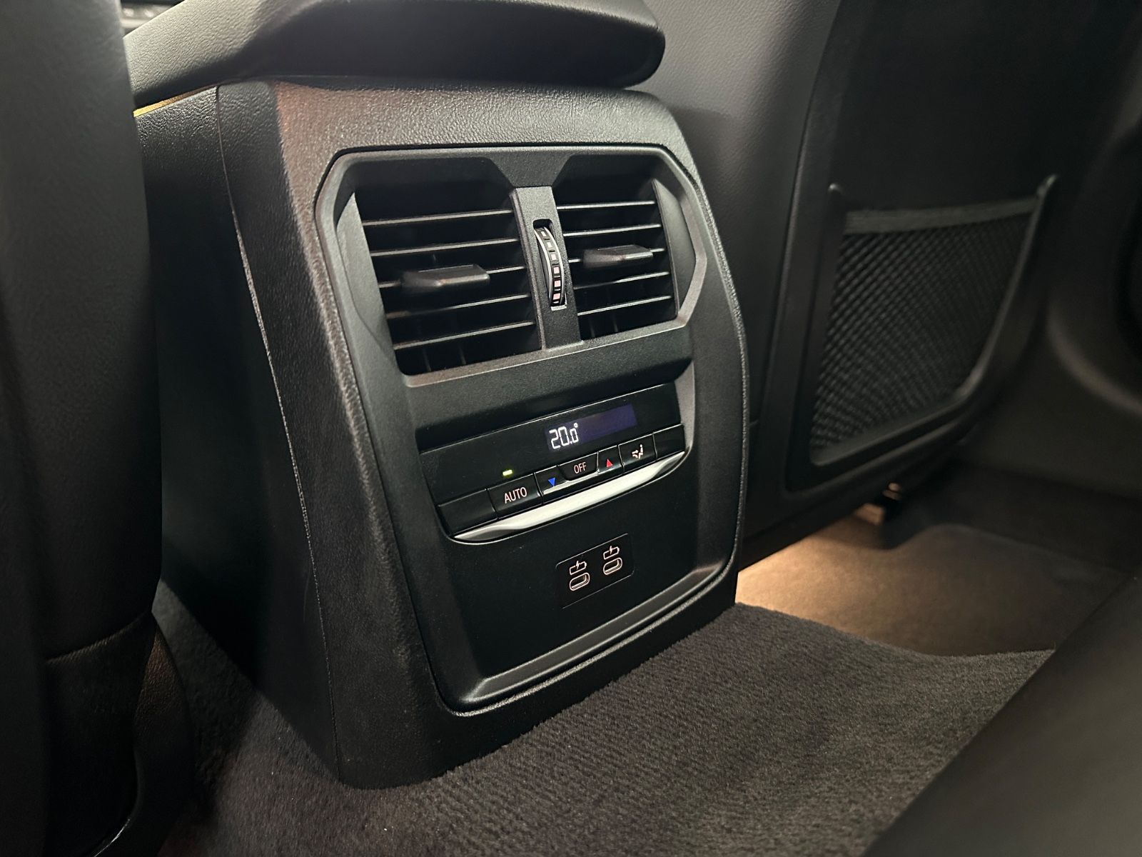 BMW 320 d Touring - Samsaru's Car Outlet