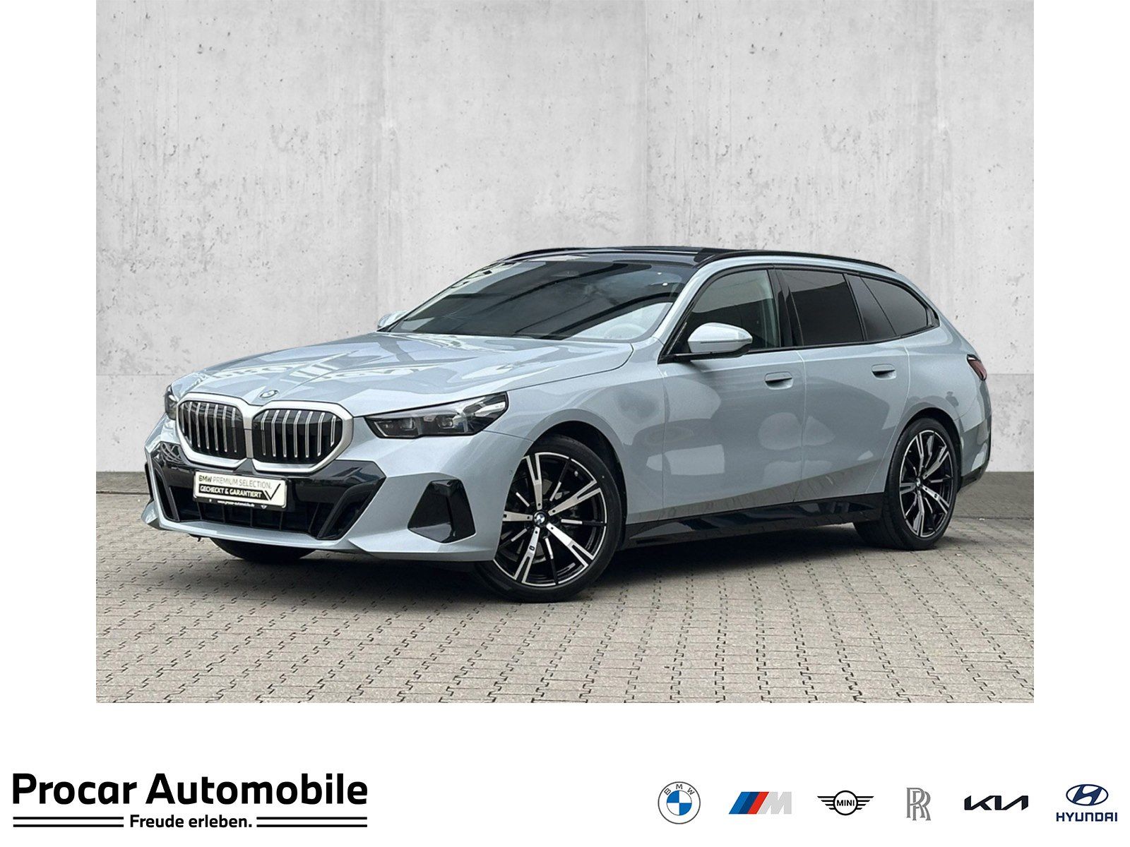 BMW 520d xDrive Touring M Sport DA+ PA Prof Pano AHK
