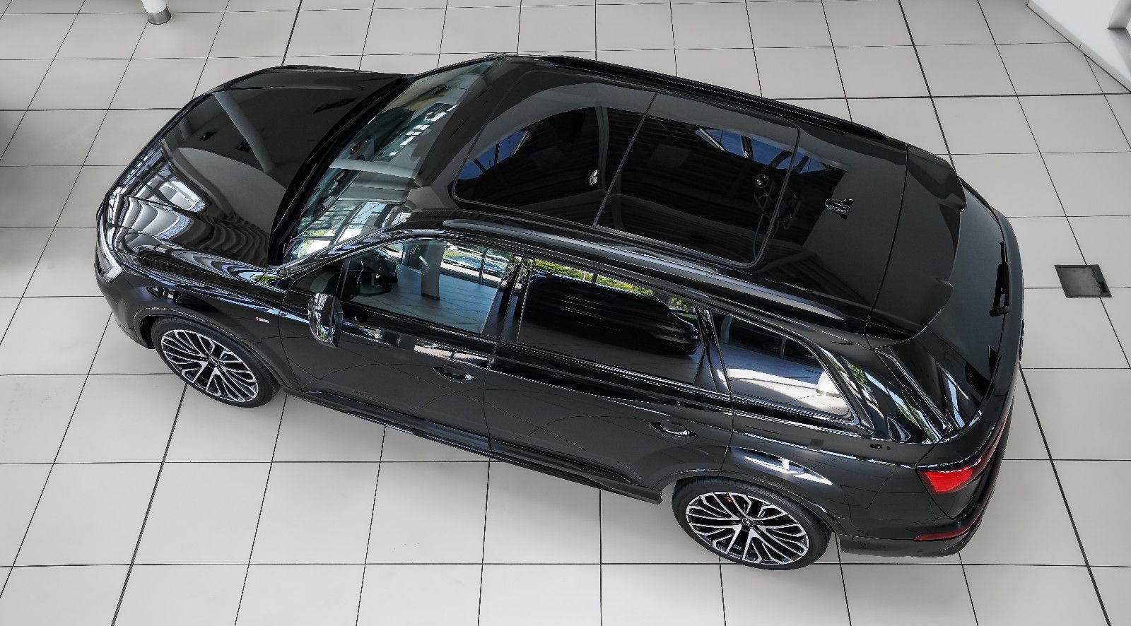 Audi Q7 50 TDI quattro S line Maasage Laser B&O AHK
