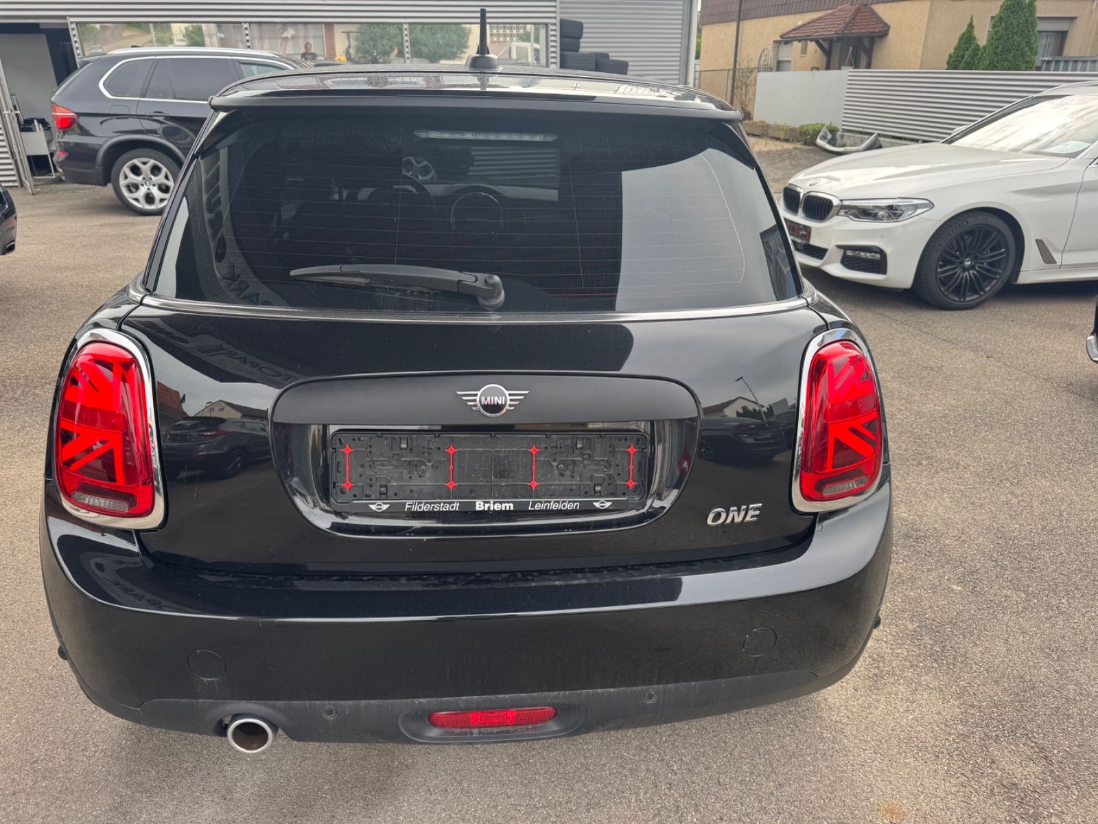 MINI One Chili - Samsaru's Car Outlet