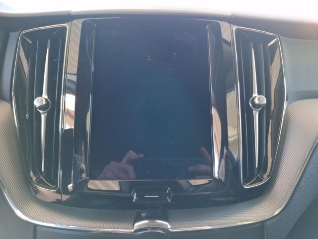 Volvo XC60 B4 D Plus Dark ACC BLIS Memory H&K Leder Ka