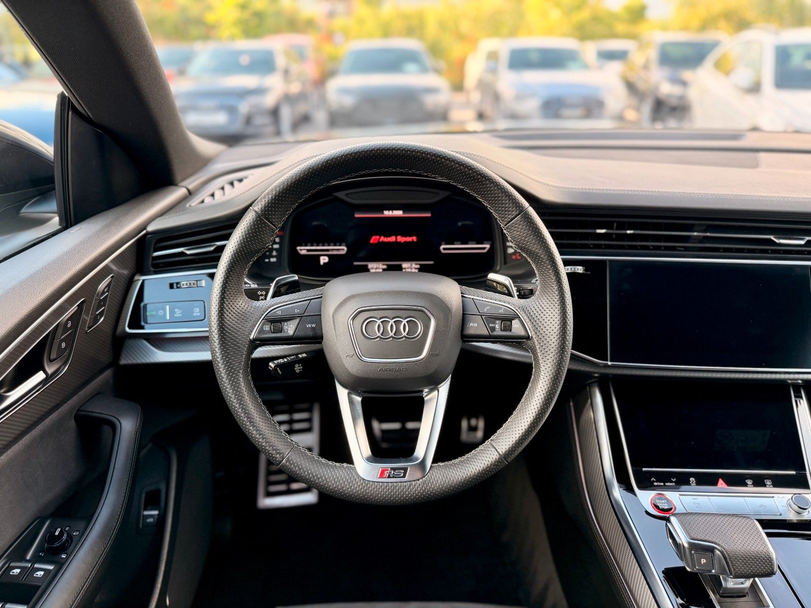 Audi RSQ8  4.0 TFSI quattro MATRIX*22"*RFK*DIG*NAVI*