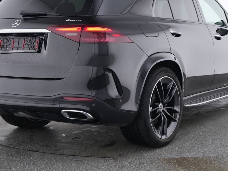 Mercedes-Benz GLE 450 4M AMG*AHK*Pano*22"*Night*Burmester*360*