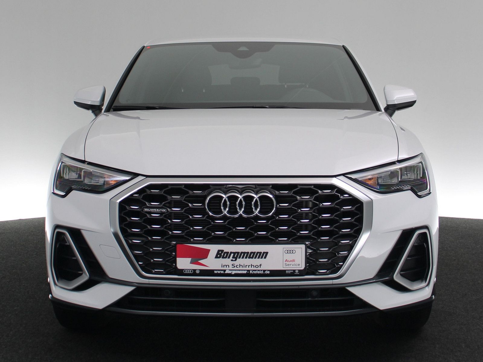 Audi Q3 Sportback 40 TFSI quattro S line - Samsaru's Car Outlet